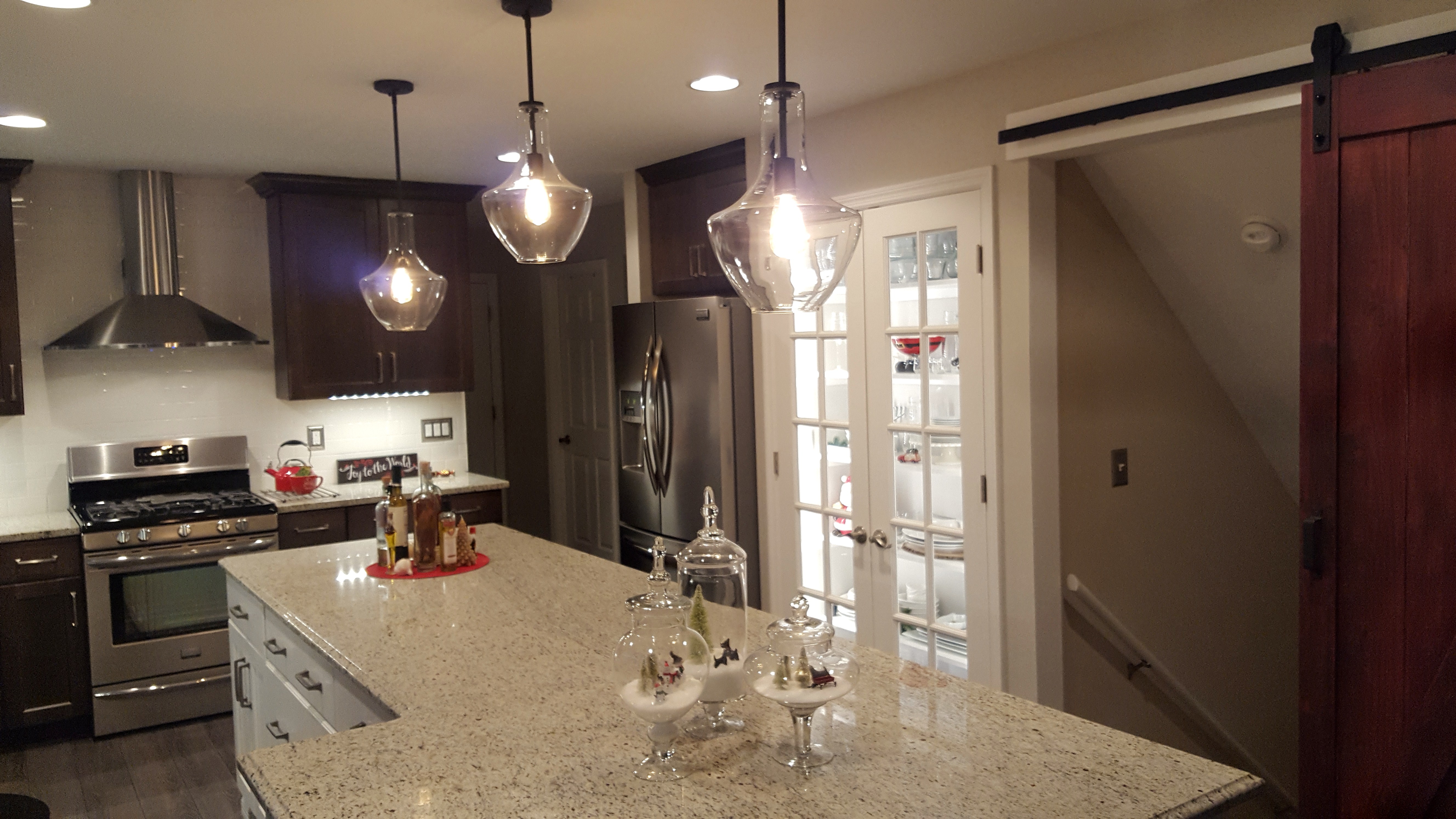 A 10 Foot Island And Dishes On Display A Kitchen Remodel For The